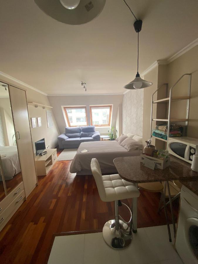 Estudio Plaza Eliptica B&B Vigo Esterno foto